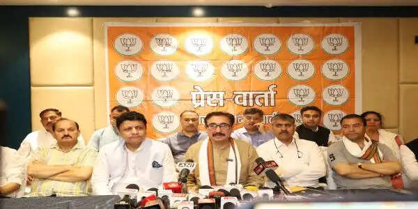 पंचायती राज व निकाय चुनावों में जनता ने भाजपा समर्थित उम्मीदवारों पर जताया भरोसा : विपिन सिंह परमार