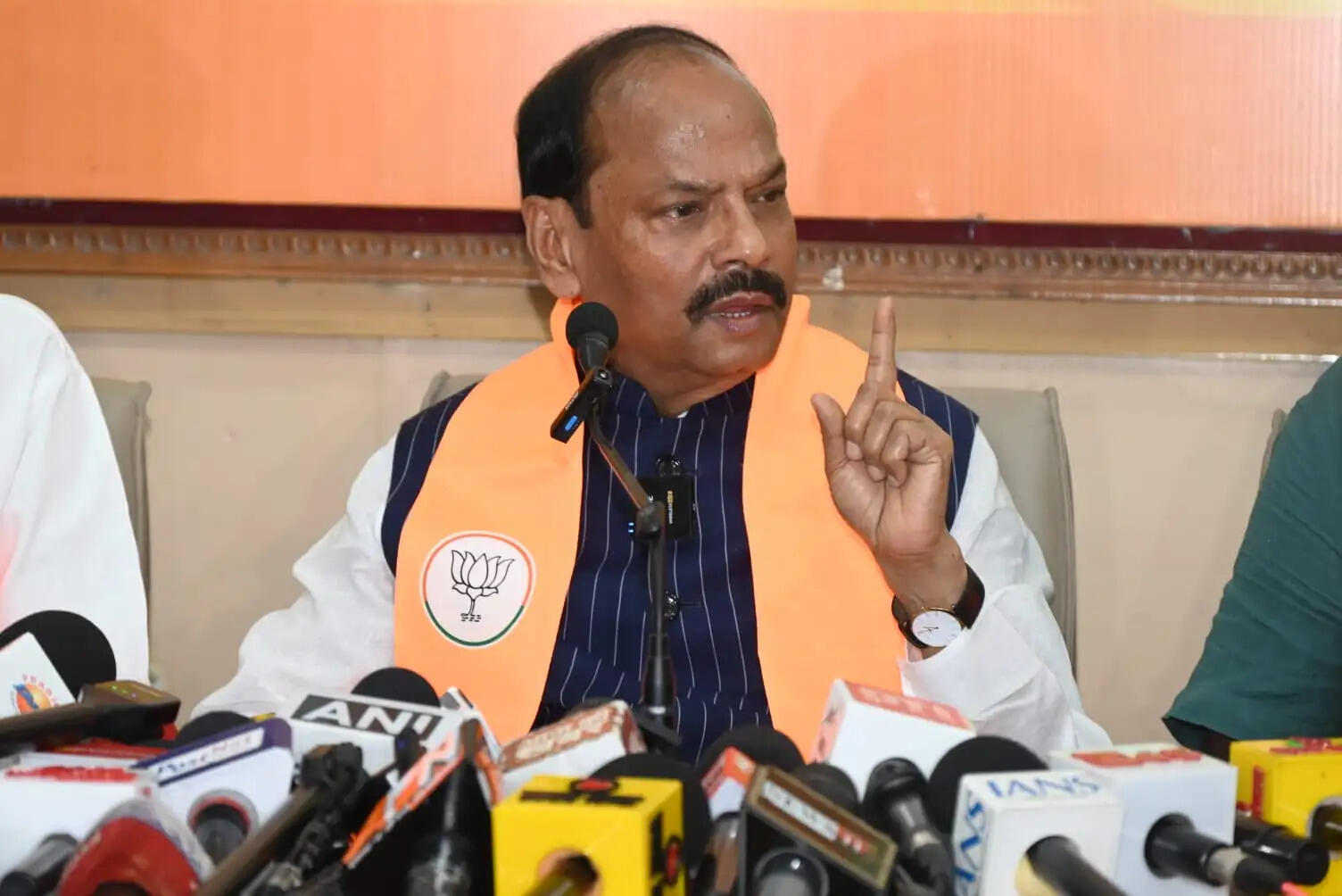 एमएमडीआर संशोधन राज्य और राष्ट्रहित में, झामुमो-कांग्रेस फैला रहे भ्रम : रघुवर दास