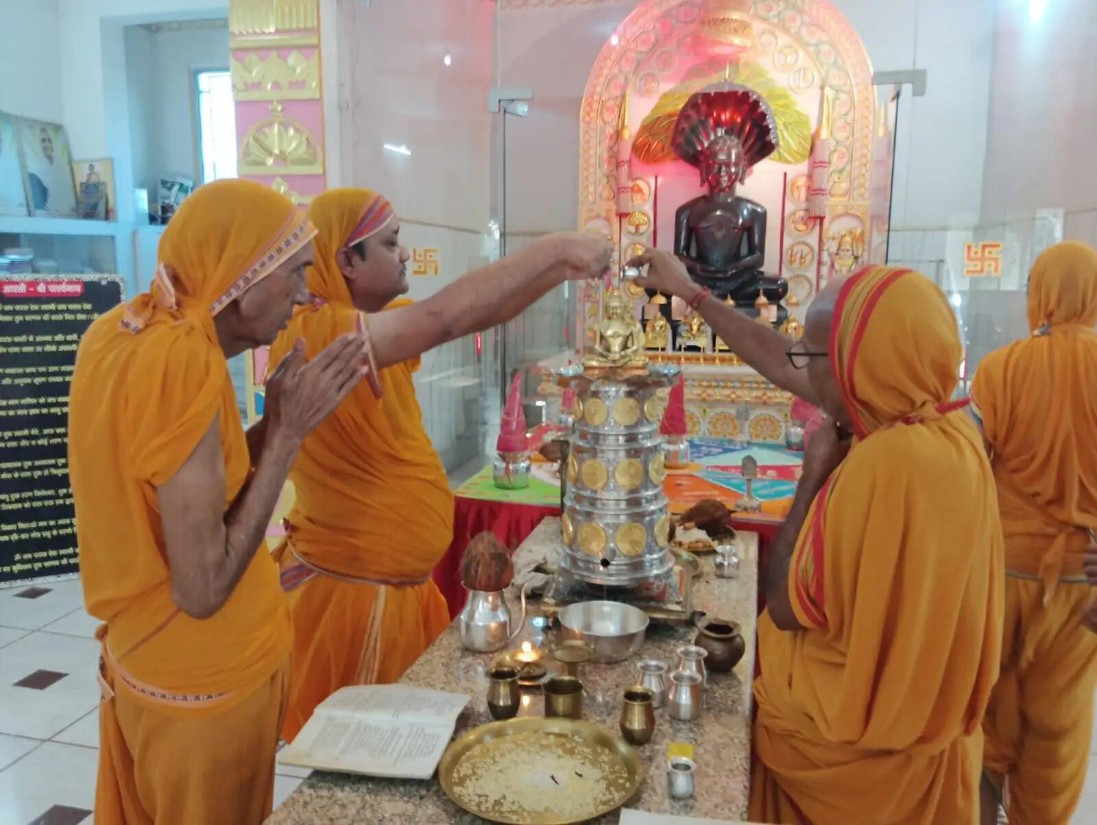 रामगढ़ में दशलक्षण महापर्व के चौथे दिन उत्तम शौच धर्म की आराधना