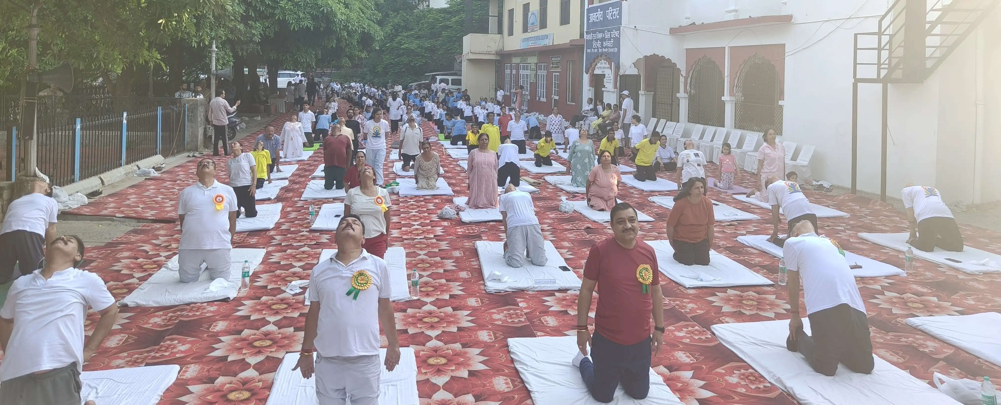अंतरराष्ट्रीय योग दिवस पर नाहन में जिला स्तरीय योग शिविर आयोजित