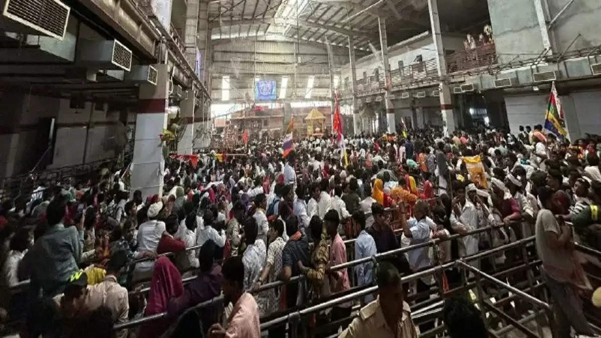 अभिषेक व आरती के साथ रूणीचा में अंतरप्रांतीय भादवा मेला शुरू