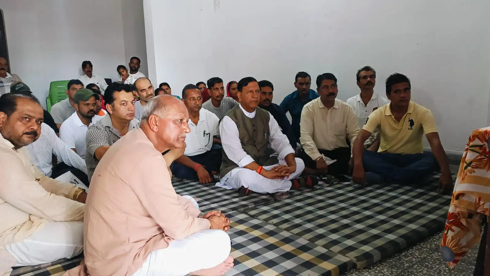 प्रदेश भाजपा अध्यक्ष राजीव बिंदल ने माजरा में भाजपा कार्यकर्ताओं संग सुनी मन की बात कार्यक्रम