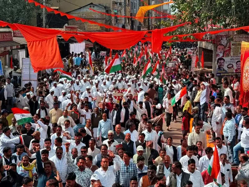 मप्र के इंदौर में दूषित पानी से मौतों को लेकर कांग्रेस का प्रदर्शन, न्याय यात्रा में दिग्गज नेता हुए शामिल