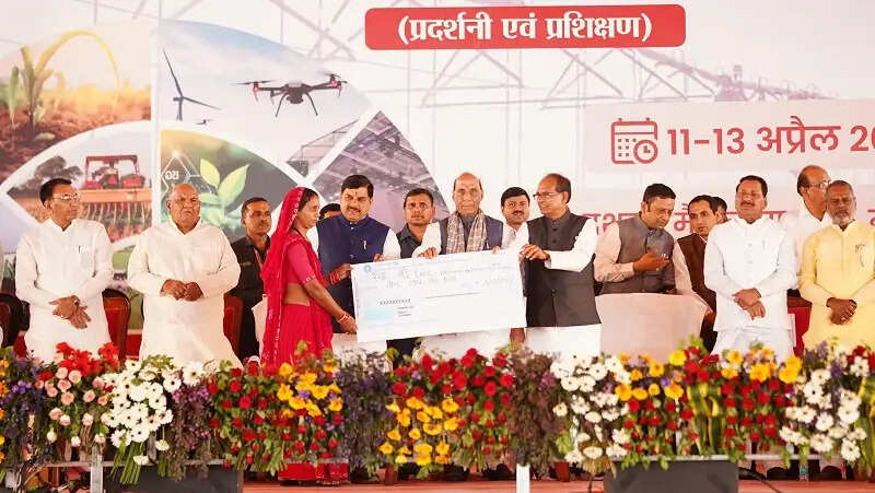 देश में चल रहा है किसानों के विकास का महायज्ञ : शिवराज सिंह