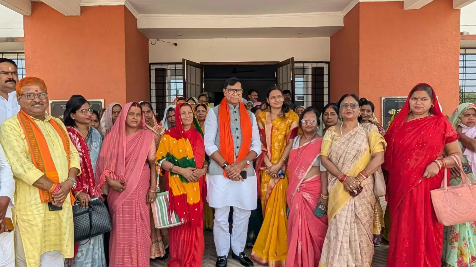 नारी शक्ति वंदन अधिनियम से लोकतंत्र और अधिक हाेगा मजबूत : कृपाशंकर सिंह