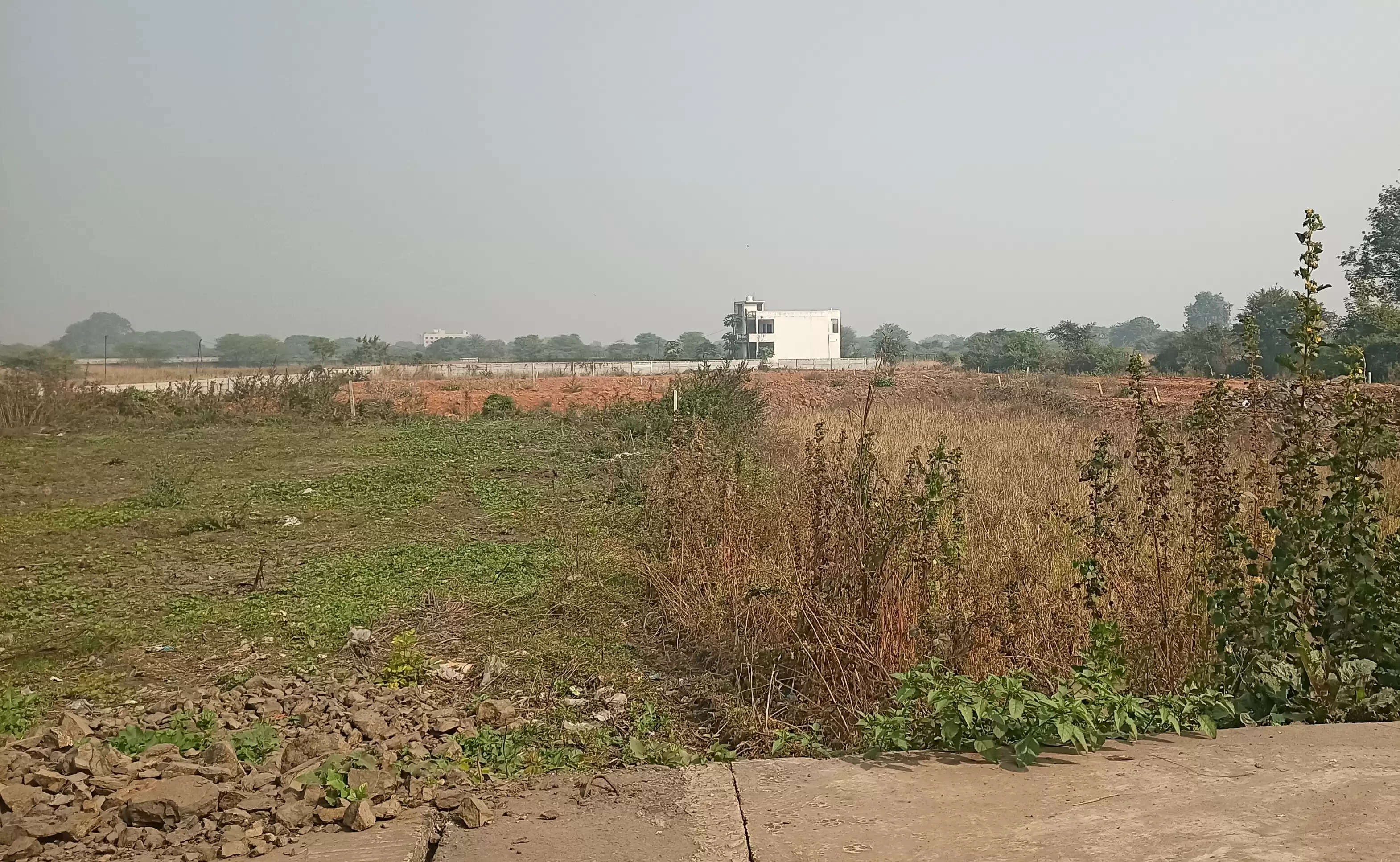 जबलपुरः अवैध कॉलोनी निर्माण करने वाले बिल्डर के खिलाफ पुलिस ने दर्ज की एफआईआर