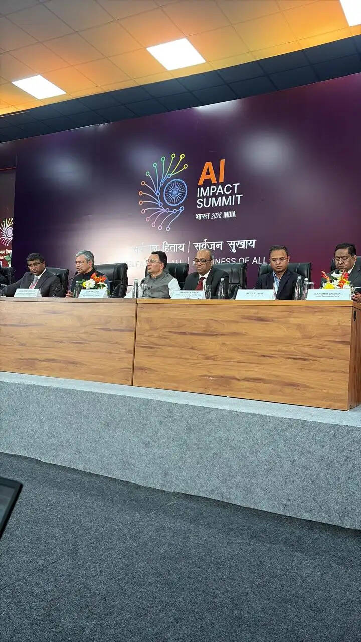 एआई समिट के दौरान 250 अरब डॉलर से अधिक की निवेश प्रतिबद्धताएं हुईं हासिल : अश्विनी वैष्णव
