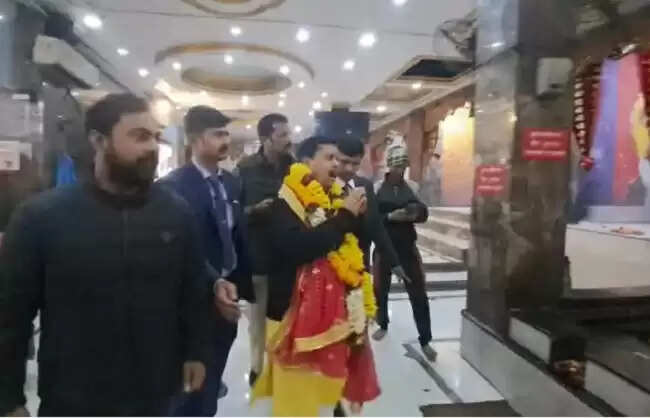 भाजपा कार्यकारी अध्यक्ष नितिन नबीन ने की पटना के काली मंदिर में पूजा-अर्चना