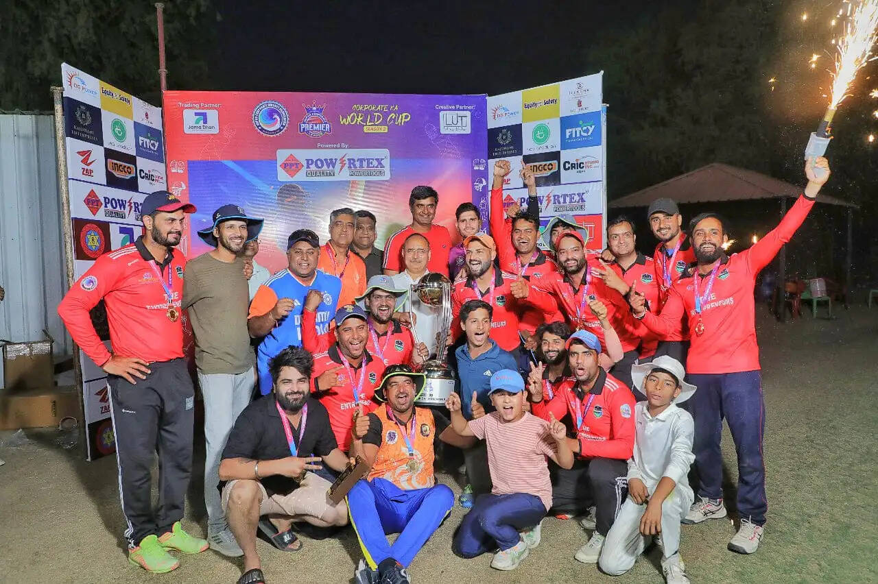 कॉर्पोरेट का विश्व कप सीजन 2 और जयपुर कॉर्पोरेट प्रीमियर लीग सीजन 4 का ग्रैंड फिनाले आयोजित