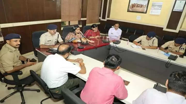 ग्वालियरः जबरन बंद कराने वालों से सख्ती से निपटेगा जिला प्रशासन और पुलिस बल