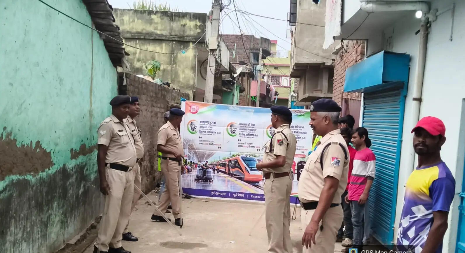 मालदा रेल मंडल ने स्वच्छता पखवाड़ा और विशेष अभियान 6.0 के तहत चलाया व्यापक अभियान