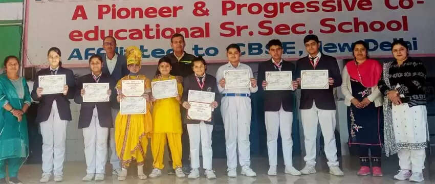 सोनीपत:      श्लोकाच्चारण में कल्पना चावला विद्यापीठ का वंश प्रथम