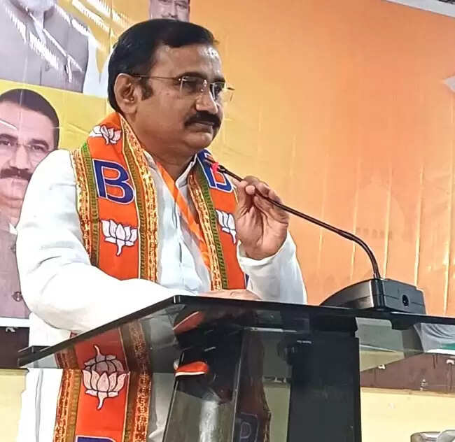 वक्फ़ संशोधन से विपक्ष के अंदर भय का माहौल : दिलीप पटेल