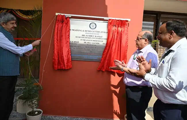 डीआरडीओ&nbsp;ने दिल्ली में&nbsp;सीबीआरएन&nbsp;फील्ड ट्रेनिंग और प्रदर्शन केंद्र खोला