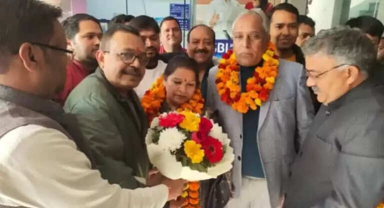हरिद्वार में भाजपा ने दो बार की पार्षद रही किरण जैसल को मेयर पद पर उतारा