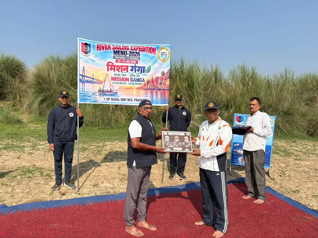 योग से शारीरिक और मानसिक स्वास्थ्य बेहतर, युवाओं को राष्ट्र निर्माण में निभानी चाहिए भूमिका : कमांडर रवि मिश्रा