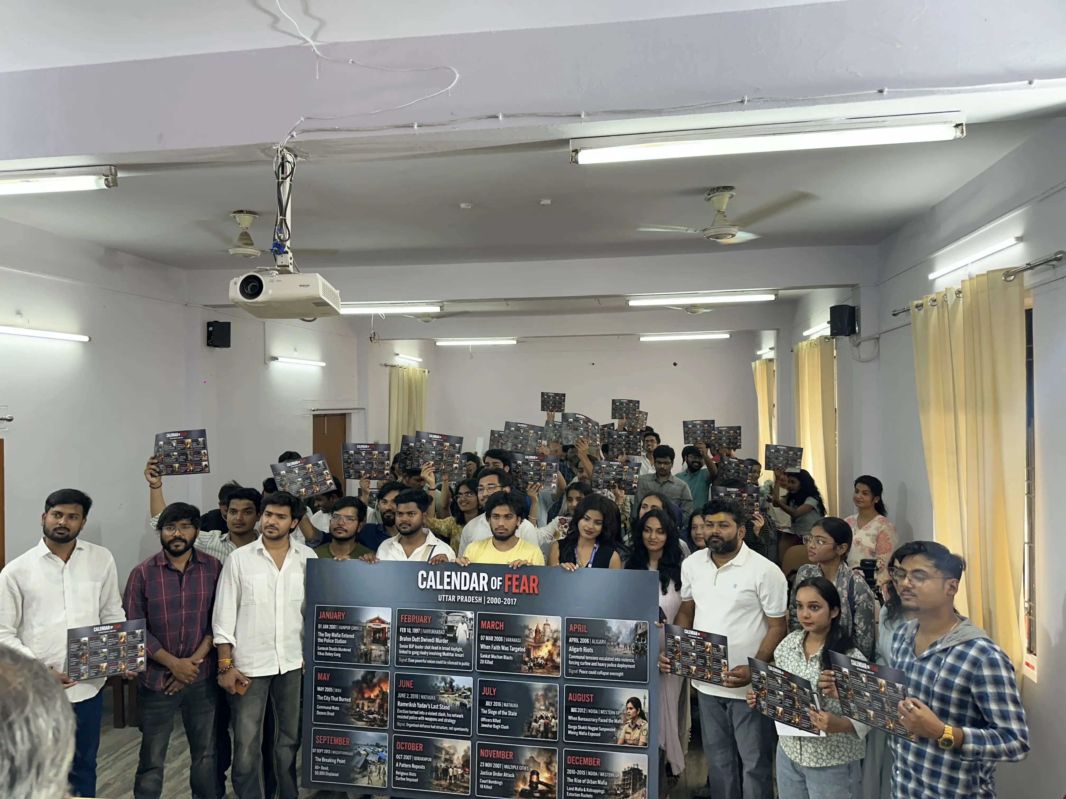 यूथ अगेंस्ट माफिया संगठन का अखिलेश यादव पर सीधा हमला,फियर कैलेंडर’ से खोला 2017 से पहले का ‘डर का सच