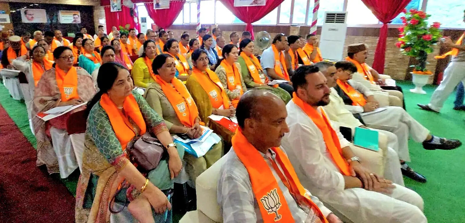 प्रशिक्षण वर्ग का दूसरा दिन: सिद्धार्थन ने दिया कार्यकर्ता विकास का मंत्र, संजय टंडन ने समझाई भाजपा की कार्यपद्धति