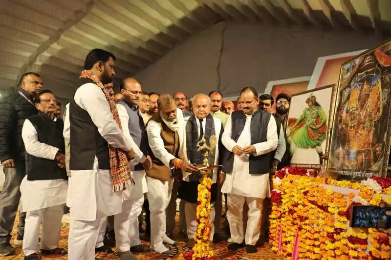 मप्र के निवाड़ी जिले में तीन दिवसीय गढ़कुण्डार महोत्सव का भव्य शुभारंभ