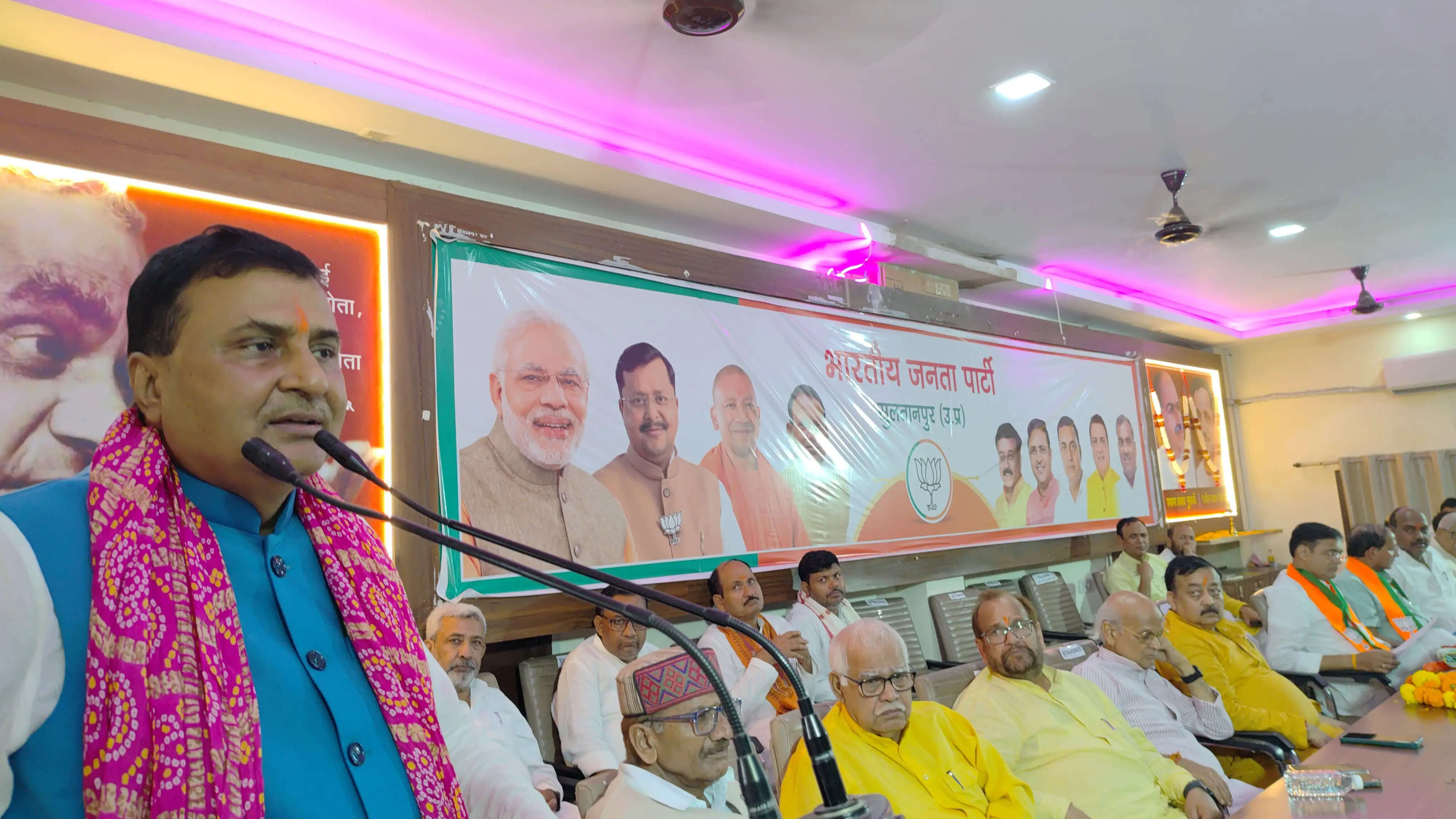 राष्ट्रहित की विचारधारा और कार्यकर्ताओं की ताकत से आगे बढ़ी भाजपा : रमेश सिंह
