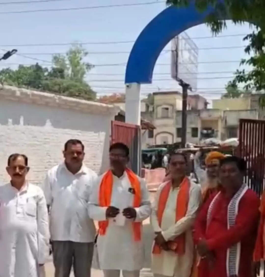 विश्व हिन्दू महासंघ ने की थाना प्रभारी के खिलाफ कड़ी कार्रवाई करने की मांग