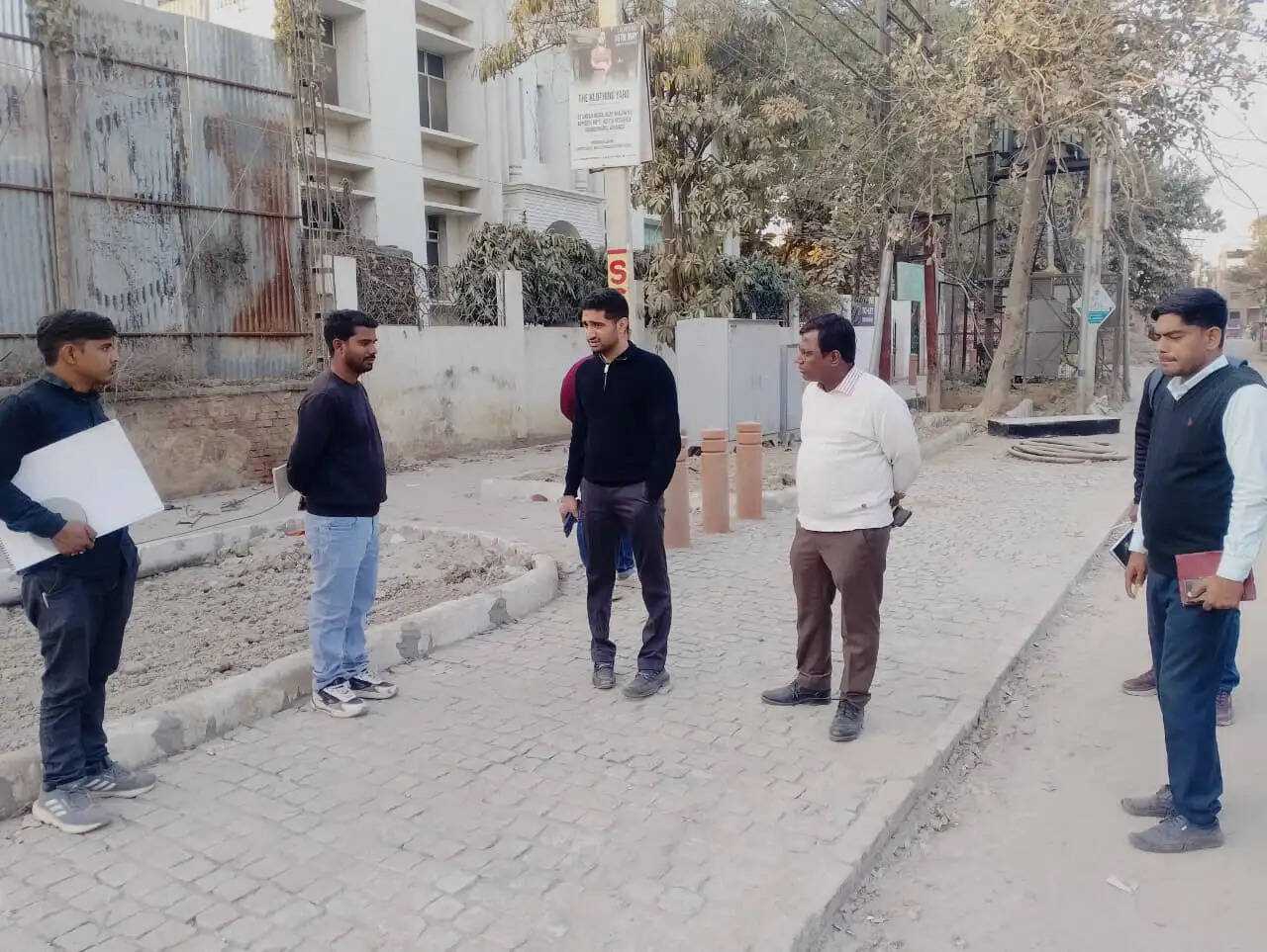 वाराणसी नगर निगम ने की 1264 बड़े बकायेदारों के खिलाफ सीलिंग की कार्रवाई