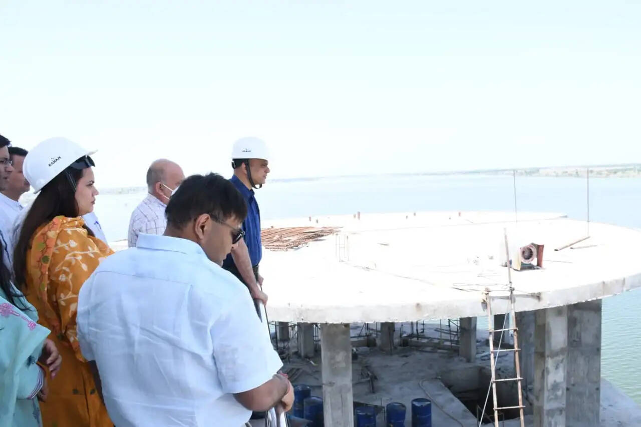 ईसरदा बांध का कार्य जल्द पूरा करें: मुख्य सचिव