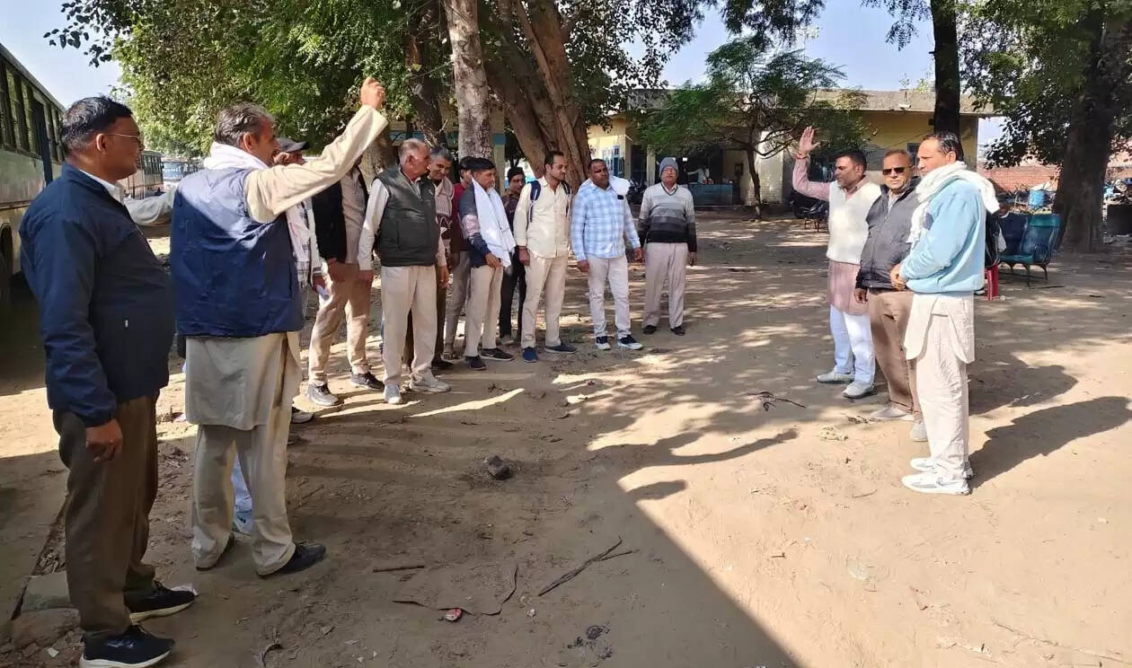 हिसार : पंजाब रोडवेज कर्मचारियों के समर्थन में सांझा मोर्चा ने किया रोष प्रदर्शन