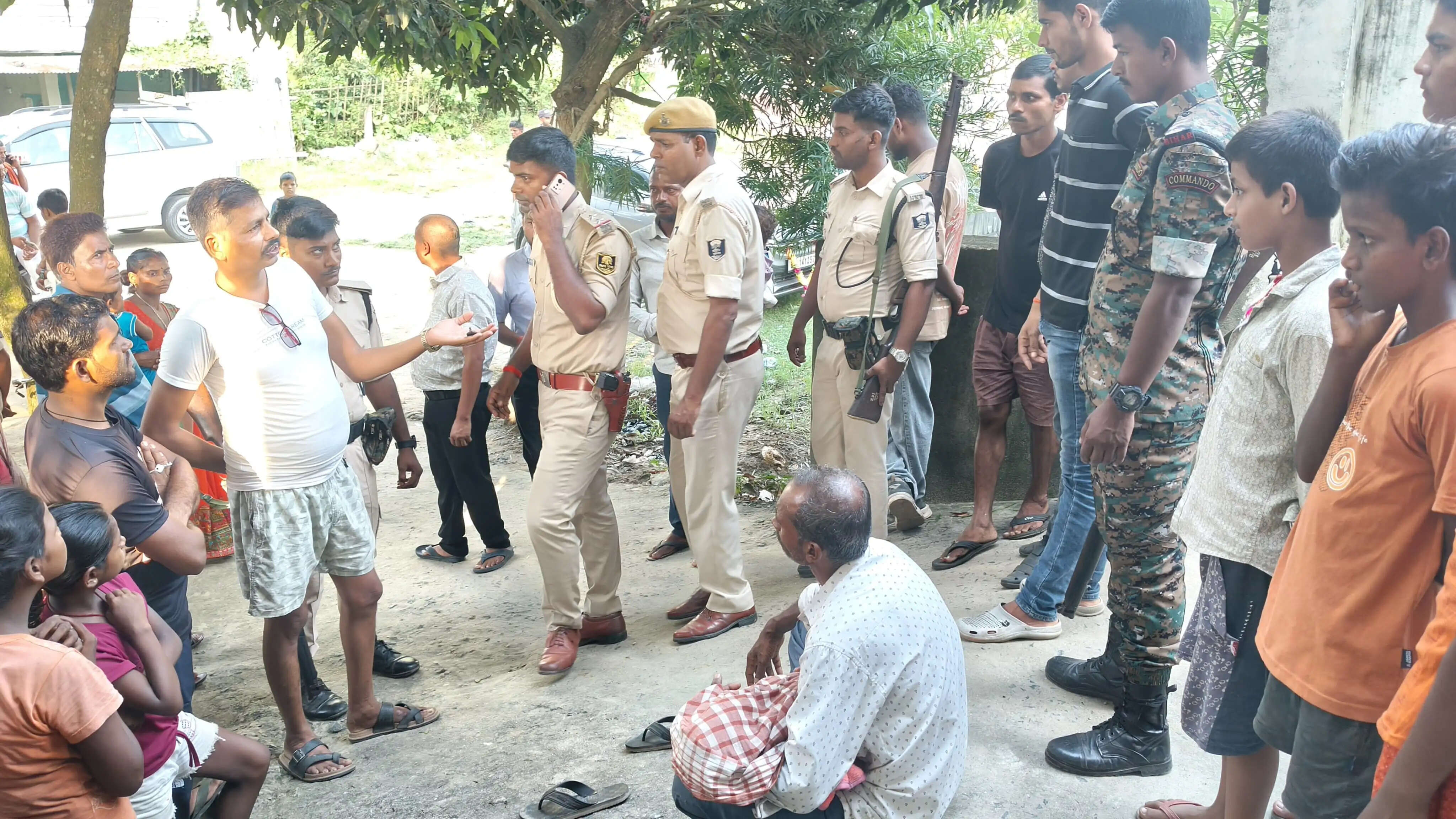 इलाज के दौरान बच्ची की मौत, परिजन ने लगाया लापरवाही का आरोप