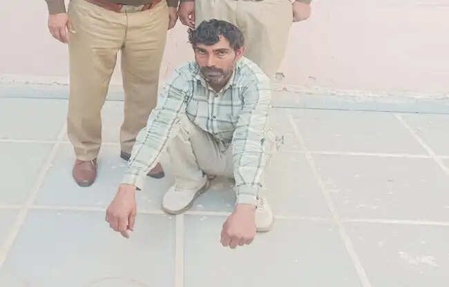 सोनीपत: फायरिंग समेत 33 मामलों में वांछित बदमाश गिरफ्तार, जेल भेजा