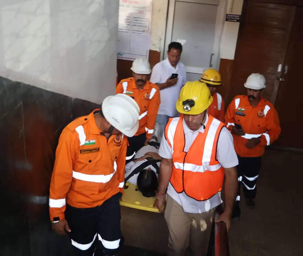 मेगा माॅक एक्सरसाइज के तहत कांगड़ा के सभी 14 उपमंडलों में परखा गया आपदा प्रबंधन तंत्र