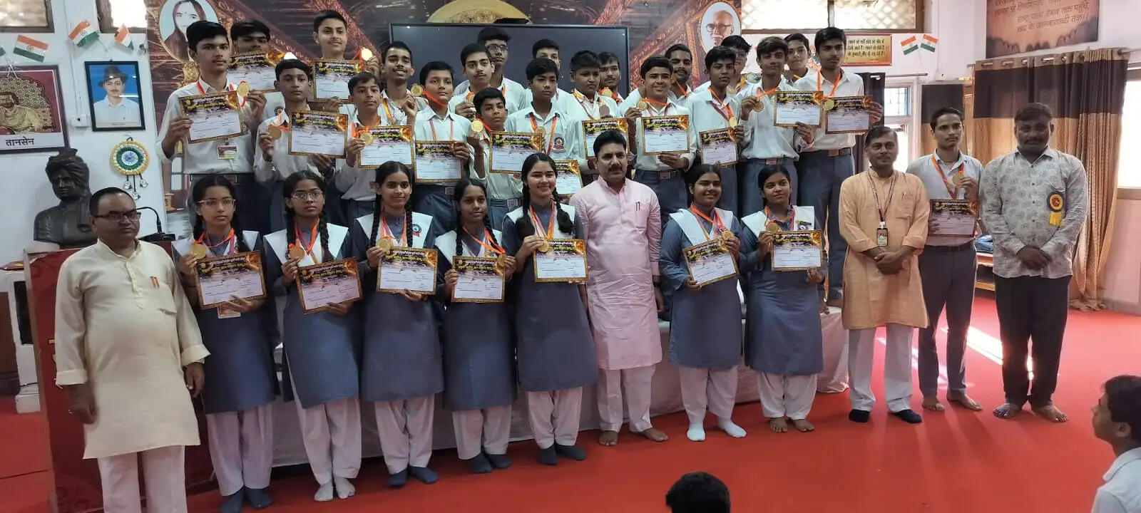 ज्वाला देवी विद्यालय के विद्यार्थियों ने विज्ञान मेले में जीते 25 स्वर्ण और सात रजत पदक