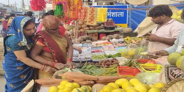 नहाय खाय के साथ छठ महापर्व शुरू, खरना शनिवार को