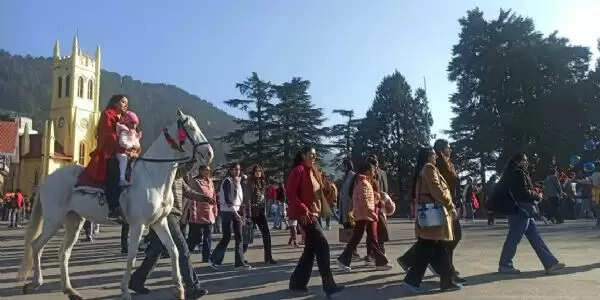 हिमाचल प्रदेश के पांच जिलों में शीतलहर, 16–17 जनवरी को बर्फबारी की उम्मीद