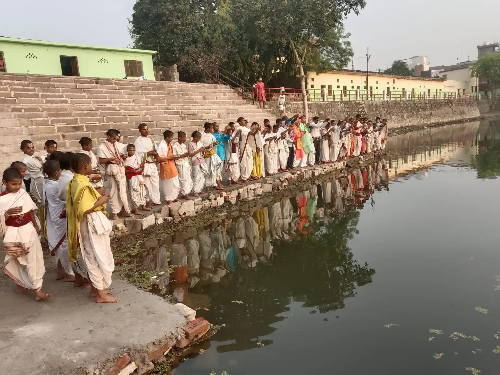 वैदिक मंत्रों और 'हर हर महादेव' के घोष के साथ काशी ने किया गंगातट पर नवसंवत्सर का स्वागत