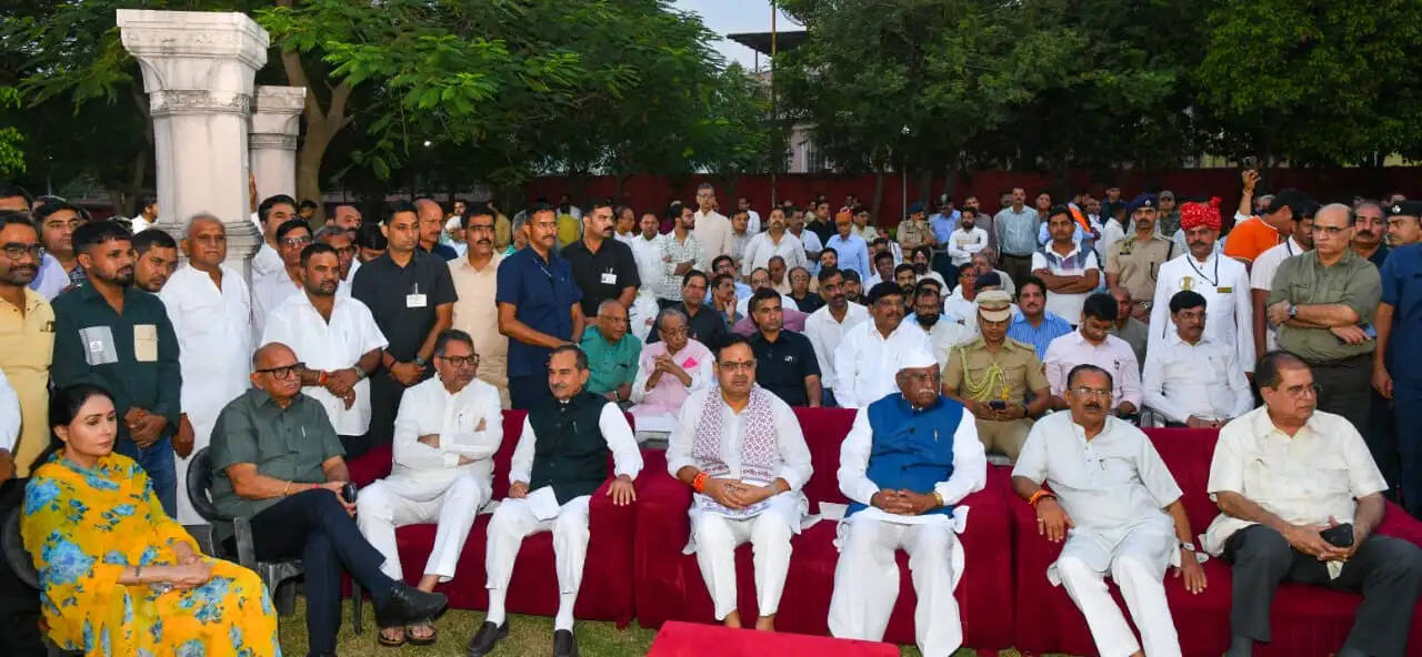 शेखावत की 103वीं जयंती पर नमन, राज्यपाल और मुख्यमंत्री ने स्मृति स्थल पर अर्पित की पुष्पांजलि