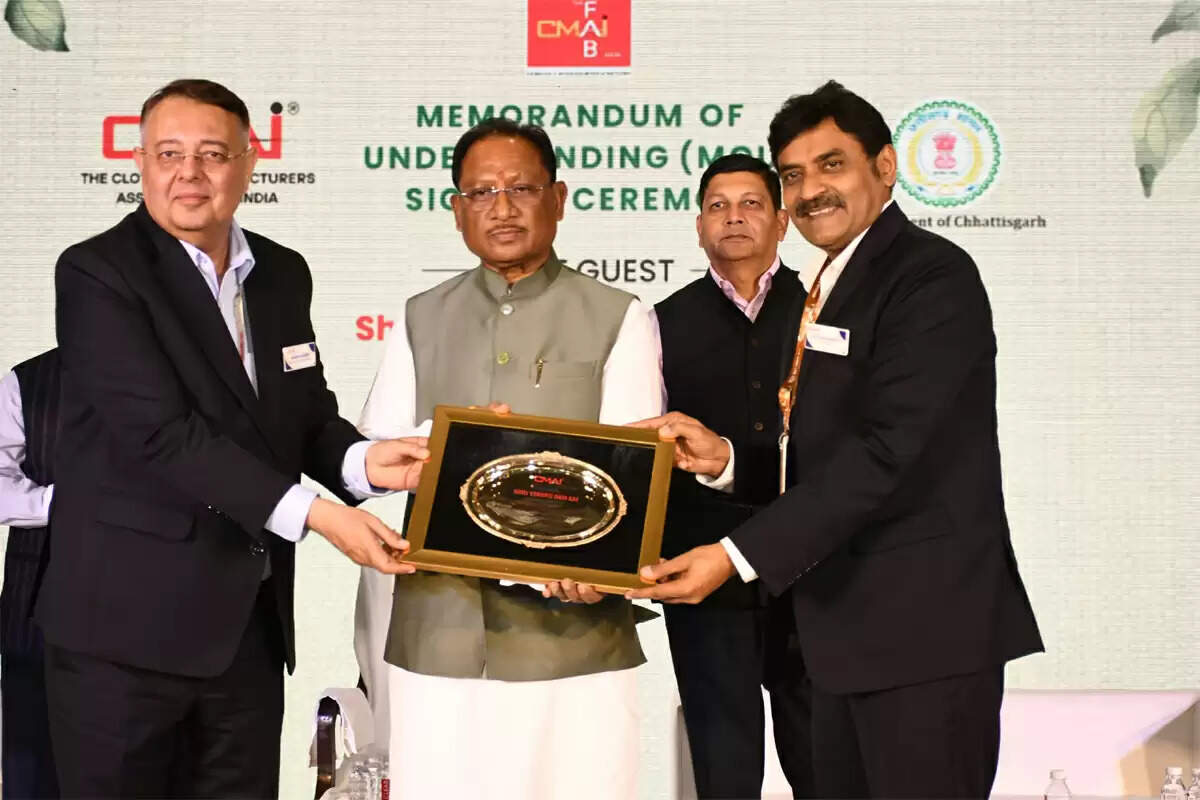 देश का नया टेक्सटाइल हब बनेगा छत्तीसगढ़, सीएमएआई के साथ राज्य सरकार का समझाैता