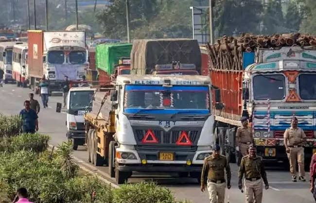 हिट एंड रन नए कानून के विरोध में ट्रक-चालकों की देशव्यापी हड़ताल समाप्त