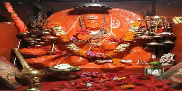 नहर किनारे विराजे नहरिया बाबा की महिमा, आज हनुमान जन्मोत्सव पर उमड़ेगी आस्था की भीड़