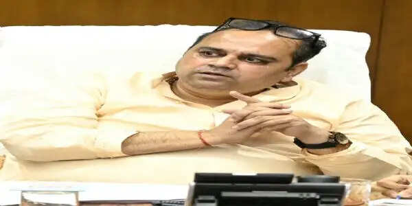 बजट में परिवहन विभाग के लिए 12,613 करोड़ रुपये आवंटित, हरित और जाम-मुक्त परिवहन प्रणाली के निर्माण पर जोर