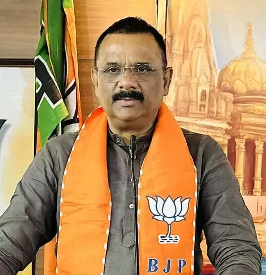 मेरा इंस्टाग्राम आईडी हैक हो गया था, कोई आपत्ति मैसेज दे तो नजर अंदाज करें : महापौर