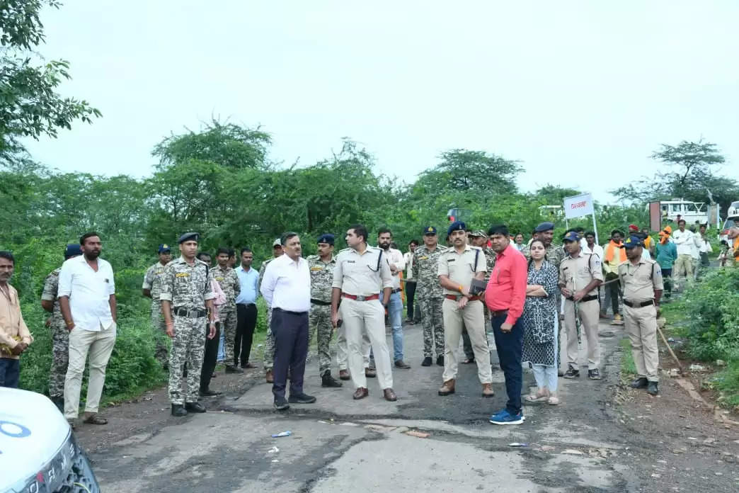 शिवपुरी : नदी नाले उफान पर, लोग-जल संरचनाओं व पानी भराव वाले स्थानों से रहे दूर