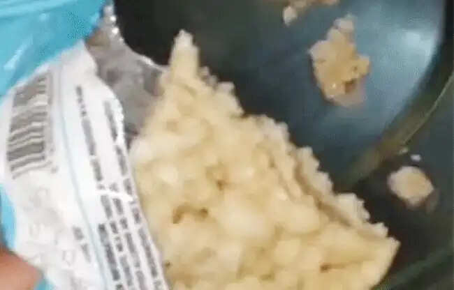 सोनीपत: गर्भवतियों की चॉकलेट में निकले कीड़े, जांच के आदेश