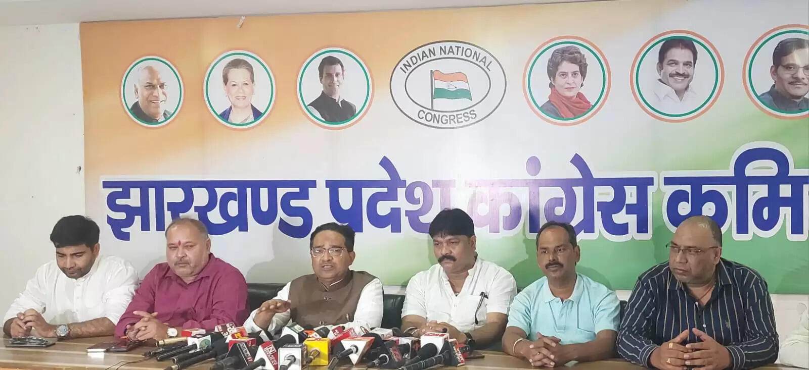 मानसिक कुंठा के शिकार हुए सीपी सिंह : शहजादा