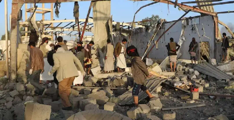 अमेरिकी हमले में यमन के प्रवासी हिरासत केंद्र पर 68 लोग मारे गए