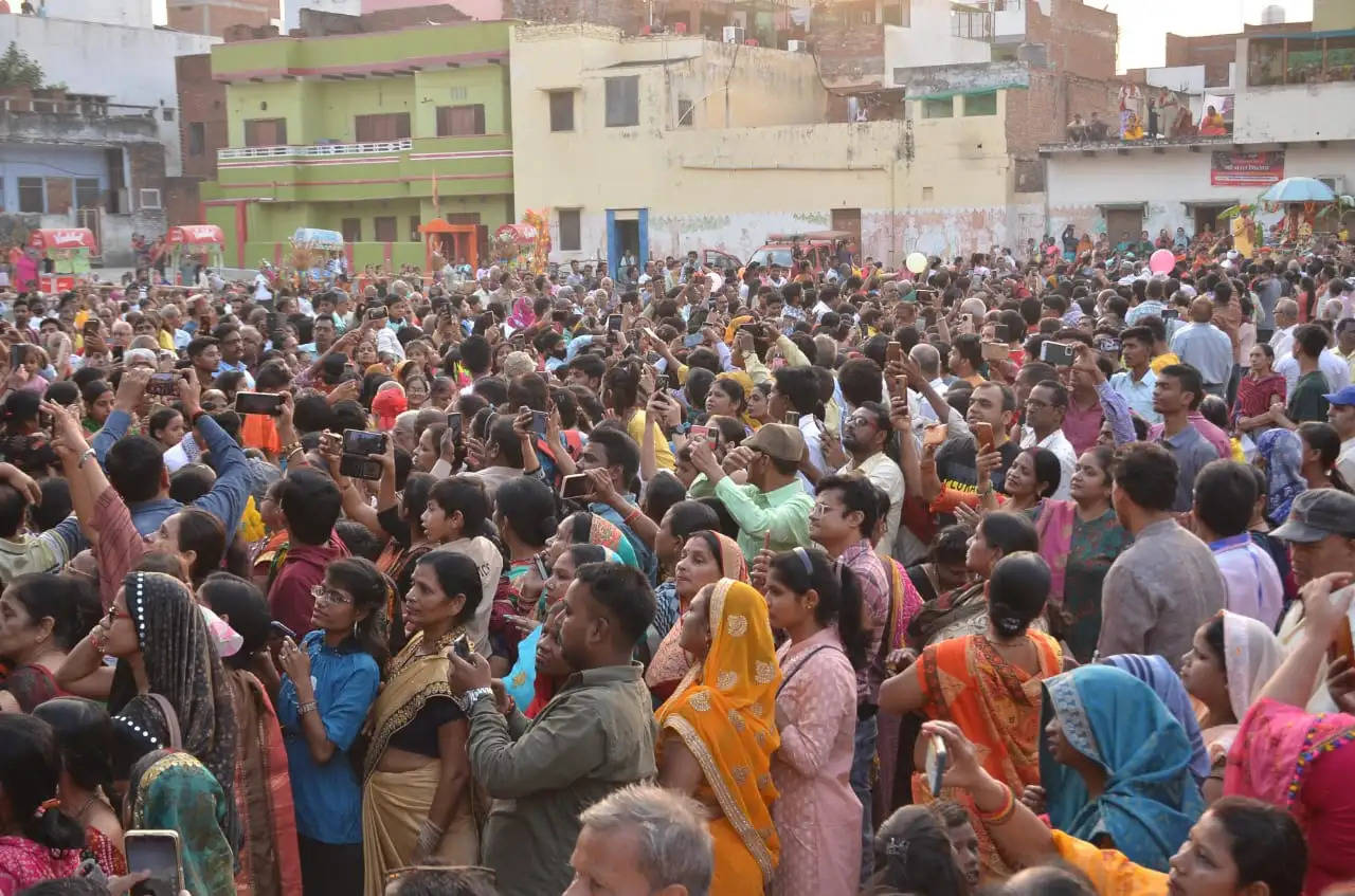 ऐतिहासिक नाटीइमली में प्रभु श्रीराम समेत चारों भाइयों के मिलन को देख श्रद्धालु भावविह्वल