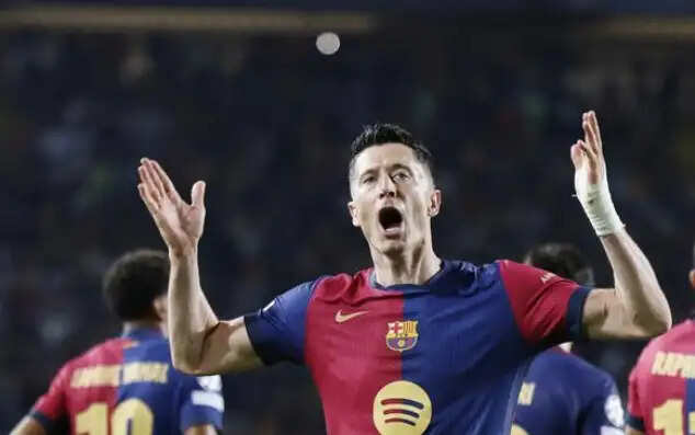 यूईएफए चैंपियंस लीग 2024-25: लेवांडोव्स्की के दो गोल, बार्सिलोना ने डॉर्टमंड को 4-0 से रौंदा