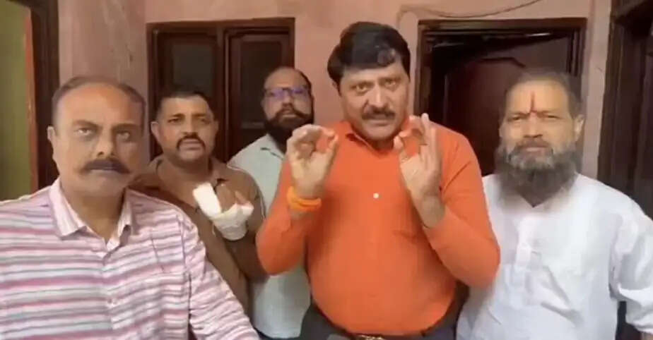 गट्टू डोर पर रोक नहीं लगी तो पतंगबाजी पर लगे पूर्ण प्रतिबंध: शिवसेना