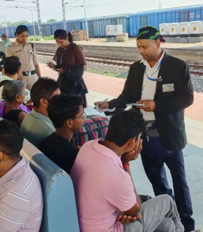 चलाया गया भागलपुर–गोड्डा खंड में सघन टिकट जांच अभियान