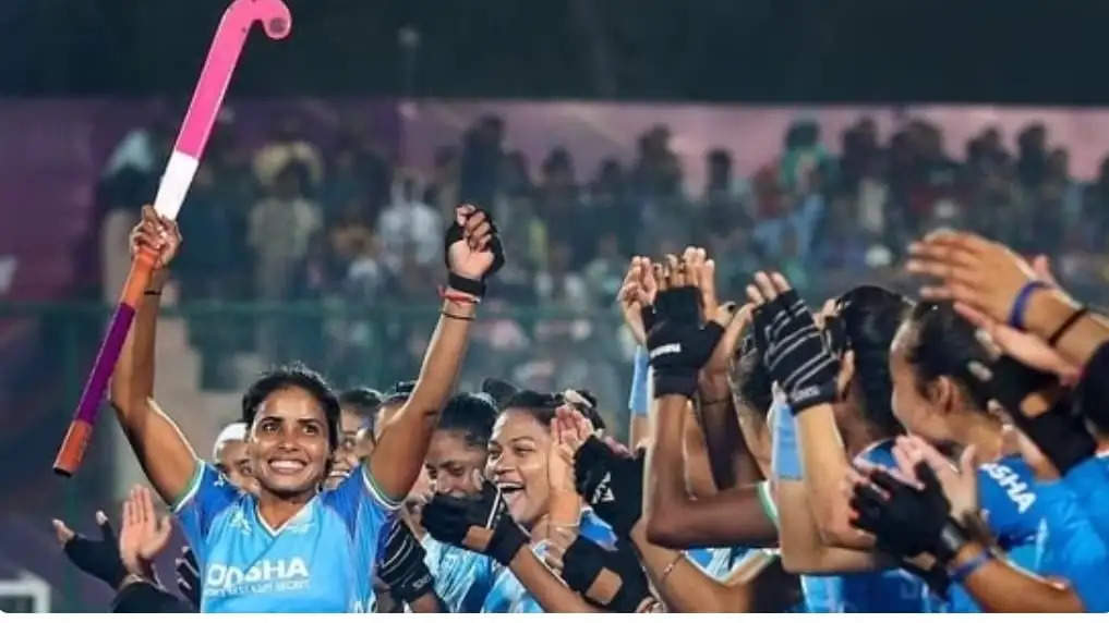 Indian women's hockey team beats Japan 2-1, enters semi-finals of Asian Champions Trophy